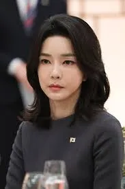 김건희 여사, 명태균 공천개입 의혹으로 검찰 소환