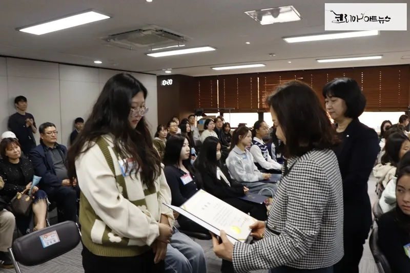 ▲ 지난 12일 제13기 위촉식 개최…초등학생부터 대학생까지 연령대 다양