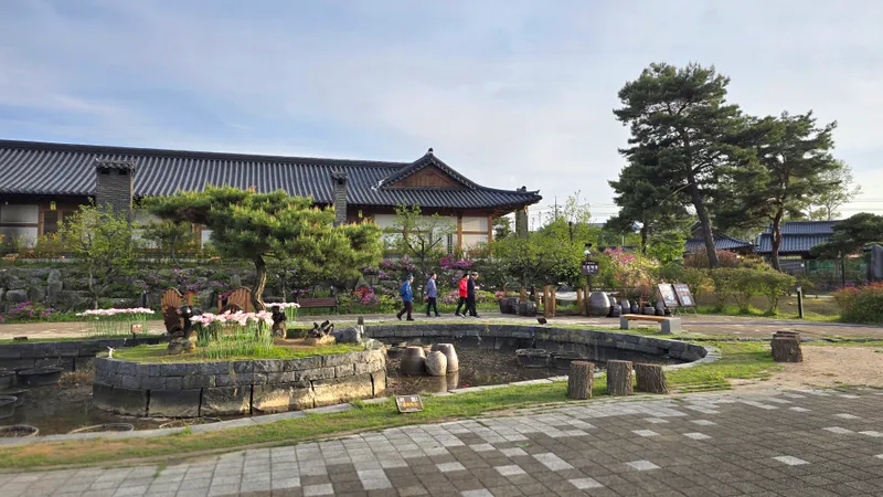 ▲ 충남 공주 한옥마을. 늘푸른시낭회 사진 제공