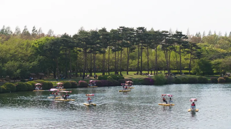 ▲ 수상꽃자전거 고양시제공