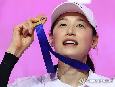 “감독 데뷔전 성사”…김연경, 세계올스타전서 사령탑 겸출전→스타팀 이끈다