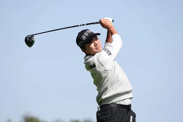 “버디 8개 폭발”…옥태훈, KPGA 클래식 1R 선두→16점 단독 1위 / 연합뉴스