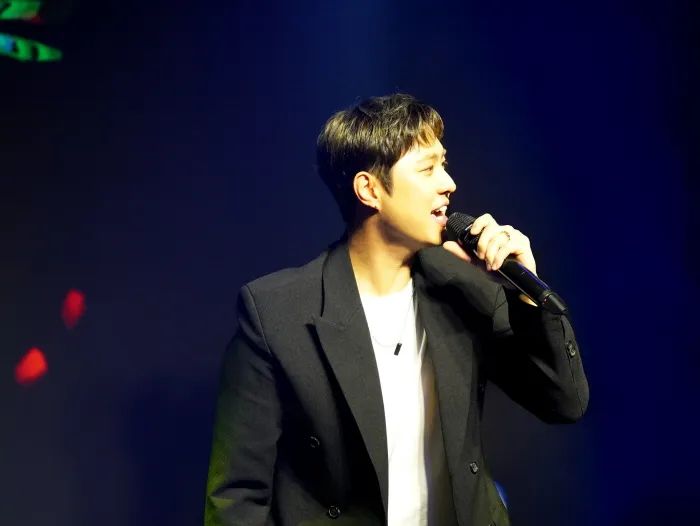 “폭발적인 환호”…엠블랙(MBLAQ) 양승호, ‘2025 K팝 위크 인 홍대’→마지막 무대 앞두고 기대감 고조 / HM엔터테인먼트