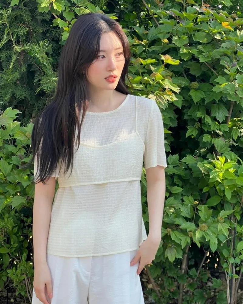 “맑은 봄빛+여유 깊이”…정채연, 자연 품고→청순 감성 반전 / 걸그룹 아이오아이 정채연 인스타그램