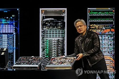 ‘엔비디아’ AI칩 H20 저사양 7월 출시…미국 수출 규제 대응