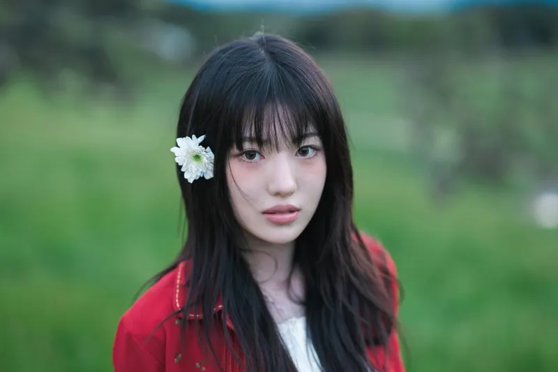 “환한 미소로 던진 첫 공”…키키 수이, SSG 랜더스 시구→구장 기대감 급상승 / 스타쉽엔터테인먼트