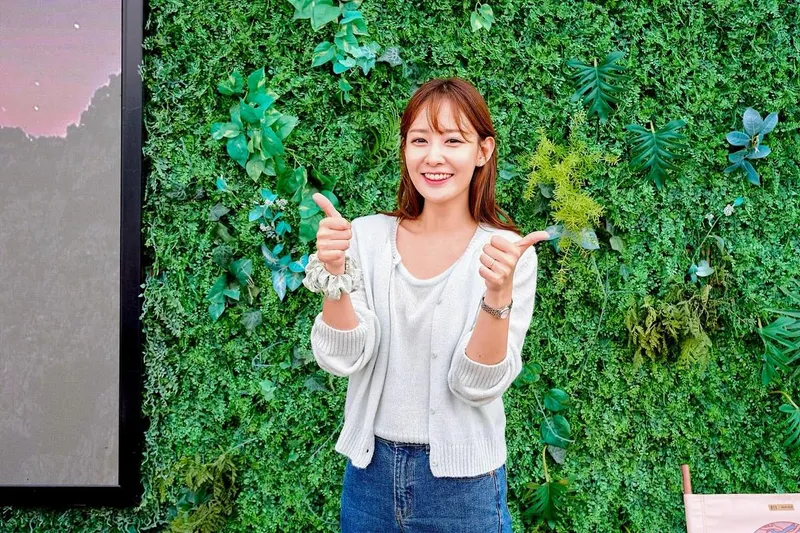 “아무거나 최고라는 기분”…박유라, 맑은 미소→초여름 에너지 폭발 / 아나운서 박유라 인스타그램