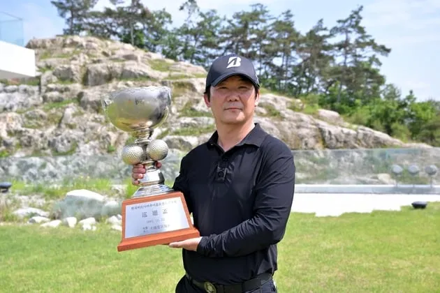 “최종합계 2언더파”…정동혁, 미드아마추어선수권→우승 등극 / 연합뉴스