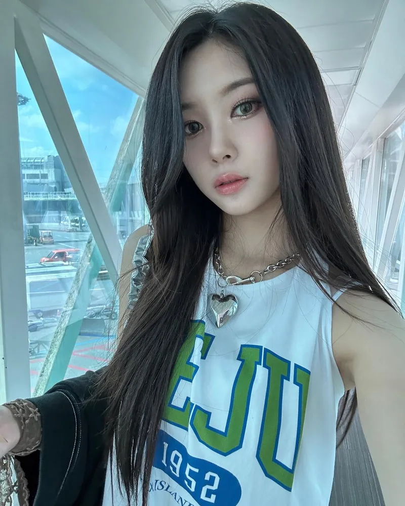 “여름 좋아 제주 좋아”…김다연, 청명한 설렘→휴가의 시작에 서다 / 걸그룹 케플러 김다연 인스타그램