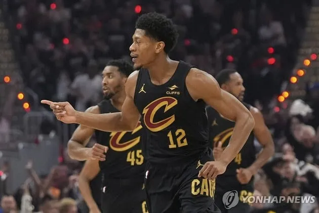 “올해의 수비수 영예”…모블리, NBA 디펜시브 퍼스트팀→그린 등 선정 / 연합뉴스