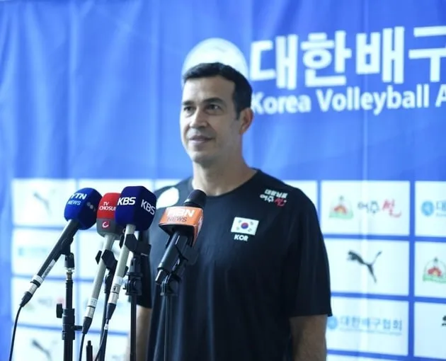 “VNL 잔류 결의”…강소휘, 브라질 출국 앞두고 각오→강등 피하기 총력 / 연합뉴스
