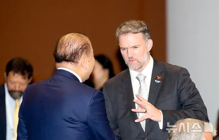 USTR 해외 의약품 가격 규제 조명…한국 제약시장 압박 확대→국제 교역 긴장 촉발