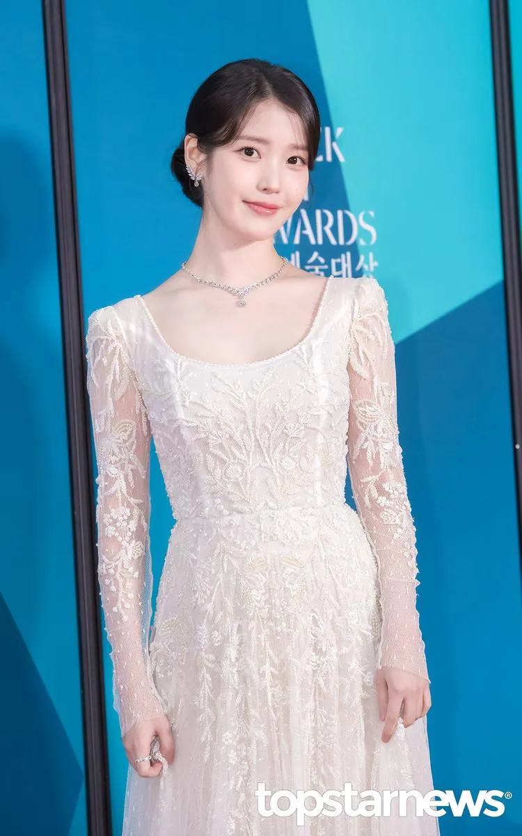 아이유 / 톱스타뉴스 HD포토뱅크