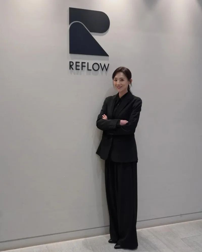 “리플로우, 새로운 시선 머물다”…이희진, 고요한 자신감→봄날의 단정 변신 / 걸그룹 베이비복스 이희진 인스타그램