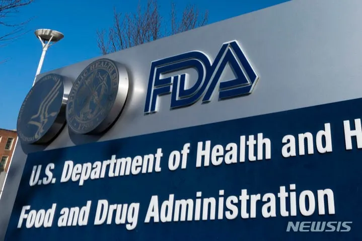 FDA 구조조정 여파…글로벌 신약 허가 일정 혼돈→제약·바이오 업계 긴장
