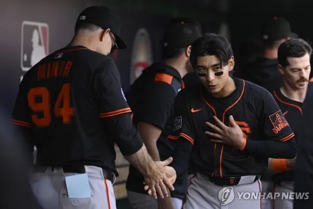 “5연속 안타 행진”…이정후, 워싱턴전 고군분투→팀 0-3 패배 / 연합뉴스