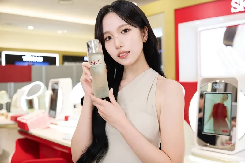 “피부가 점점 더 좋아졌어요”…미나, 투명한 시선→고요한 설렘의 순간 / 걸그룹 트와이스 미나 인스타그램