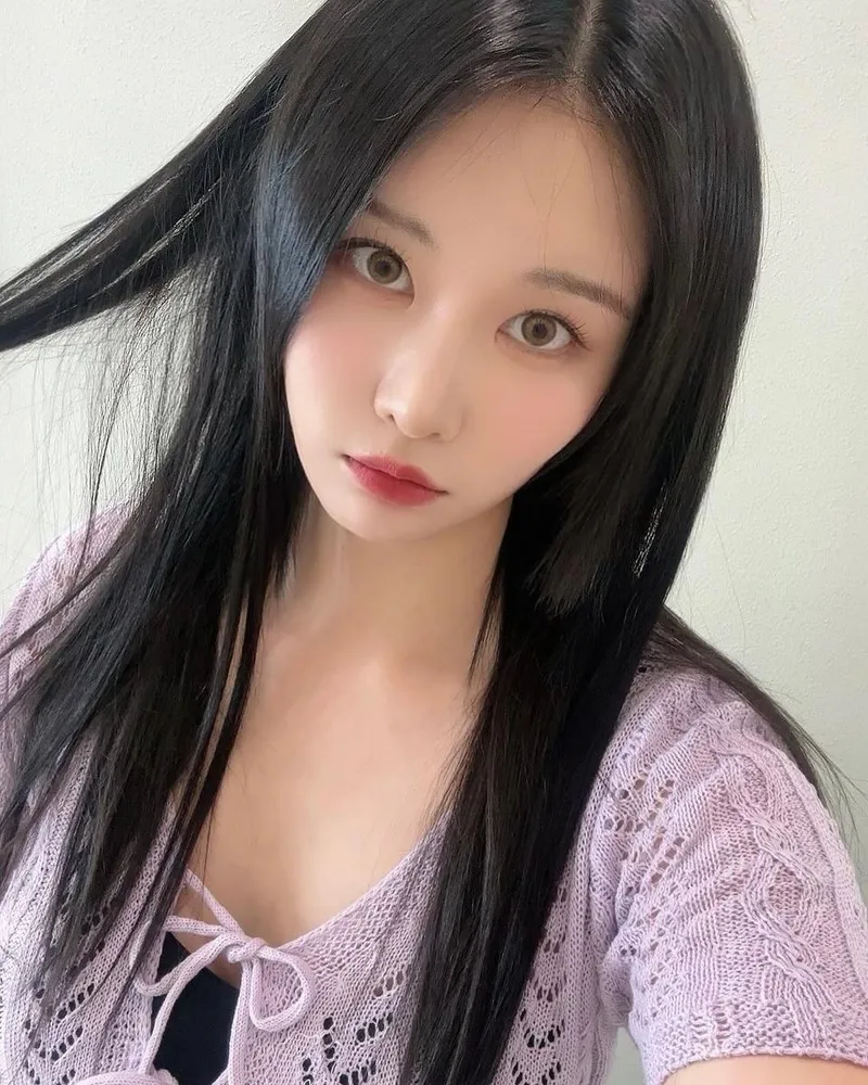 “벚꽃 제대로 못보고”…설예린, 봄 지나간 자리→그리움에 잠긴 눈빛 / 배우, 가수 설예린 인스타그램