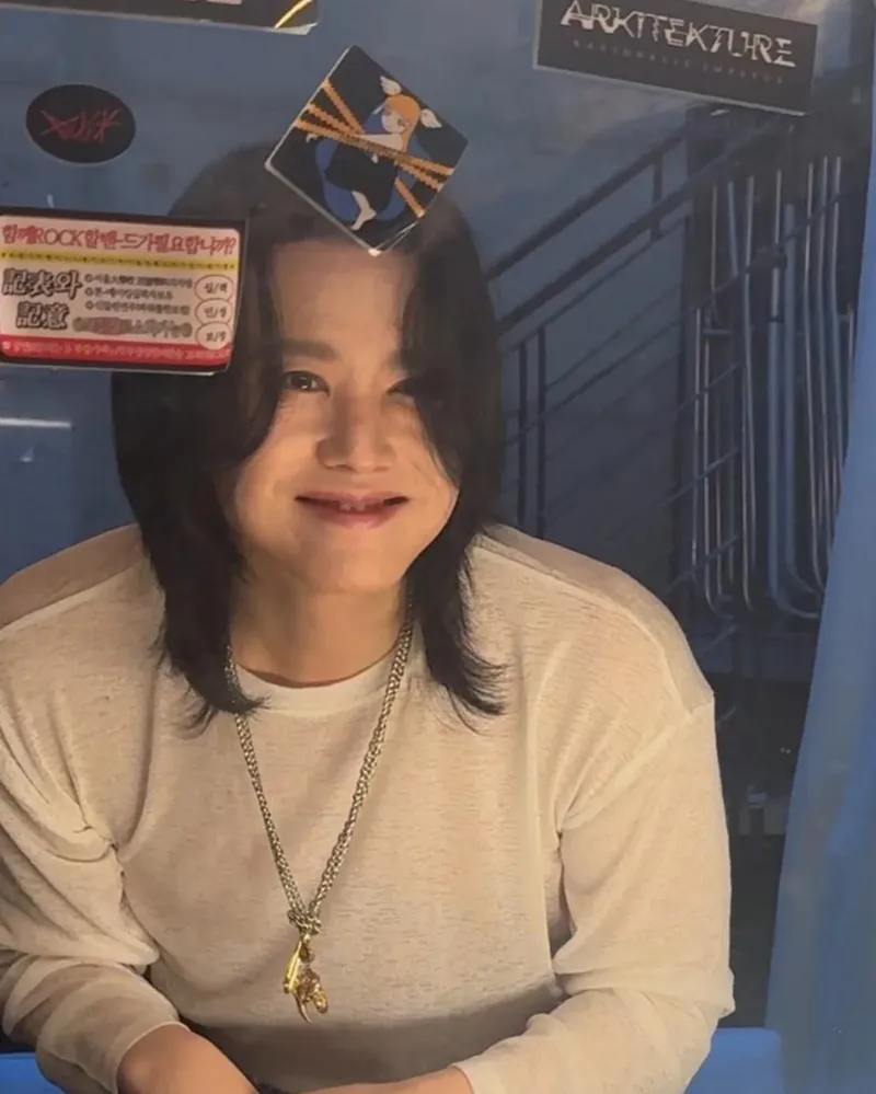 “NSM My Qs & Ks Vintage Smile Day”…양준일, 은은한 미소에 담긴 여유→도심의 감성 정점 / 가수 양준일 인스타그램