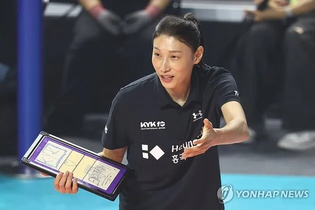 “배구 감독 데뷔”…김연경, MBC 예능 통해→지도자 변신 예고 / 연합뉴스