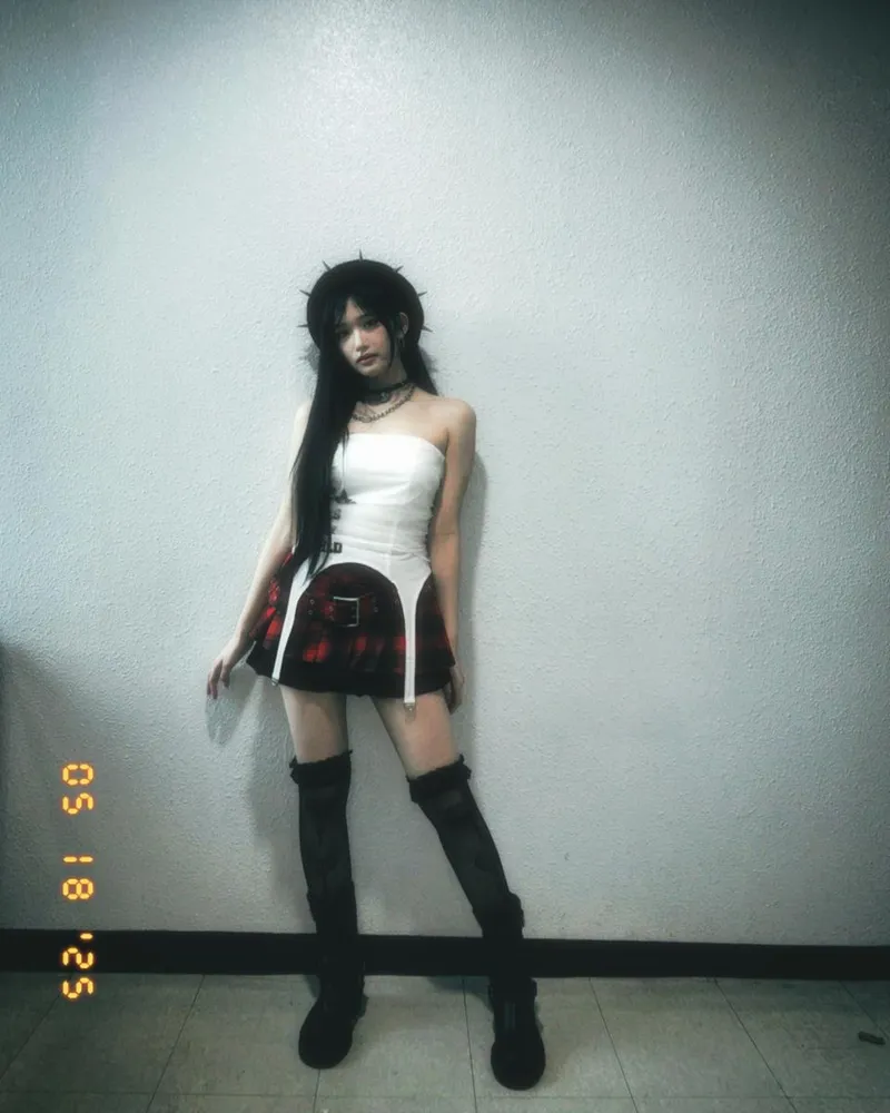 “여름에 녹아든 강렬함”…이서, 기획된 반전→걸크러시 무드 / 걸그룹 아이브 이서 인스타그램