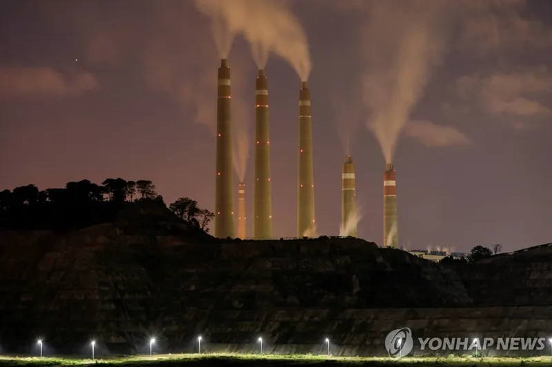 인도네시아, 석탄화력 폐지 철회…69.5GW 발전소 확대에 249조5천억 원 투자
