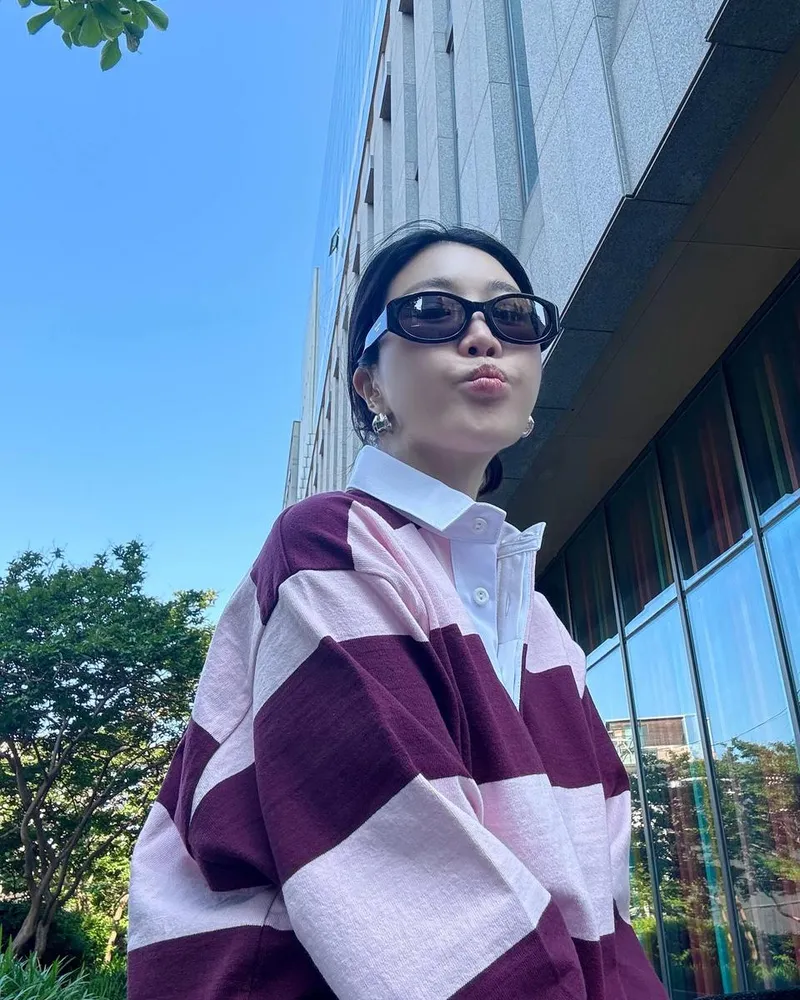 “유난히 달콤한 햇살”…이해리, 점심 앞 설렘→도심 한가득 여유 / 다비치 이해리 인스타그램