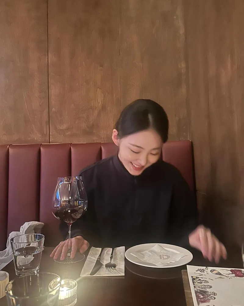 “생일 짱 좋다”…최효주, 미소 한가득→설렘 담은 저녁 / 배우 최효주 인스타그램