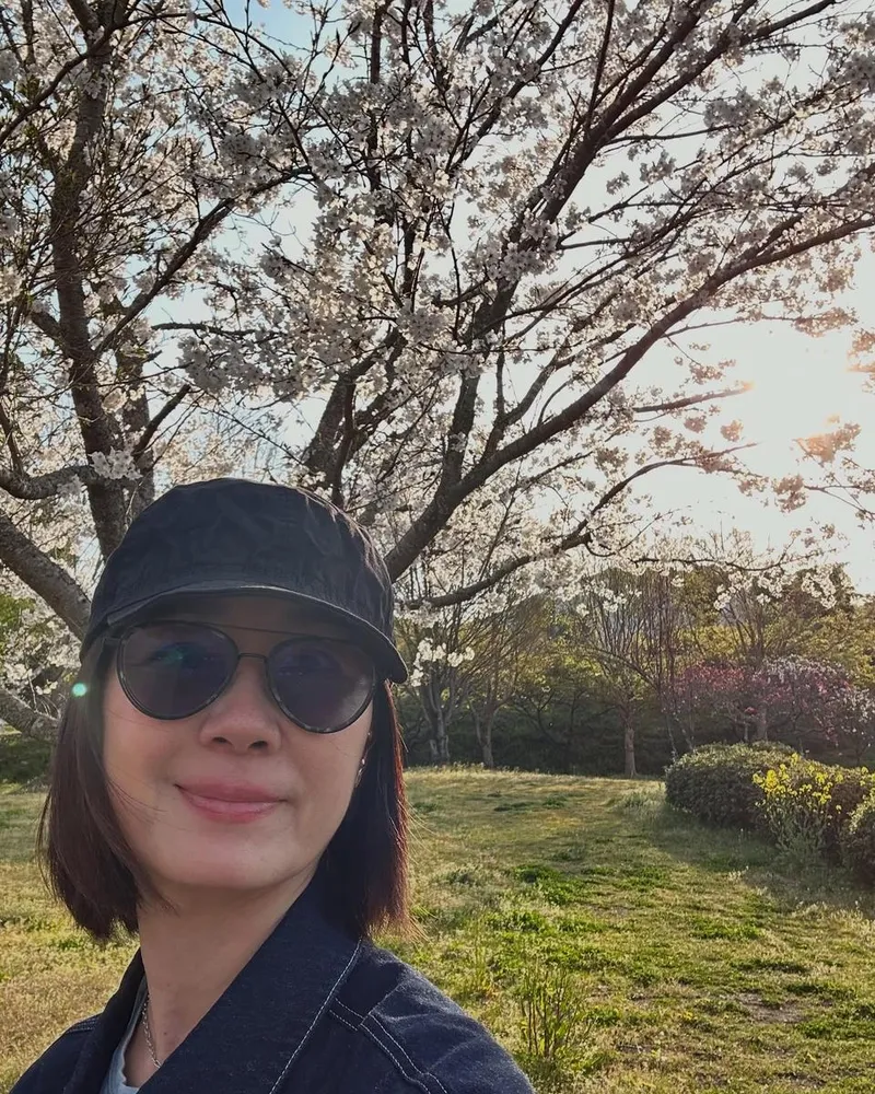 “말 많이 안 해도 잘 다녀요”…오연수, 봄날의 유유자적→기념일 여행 감성 / 배우 오연수 인스타그램