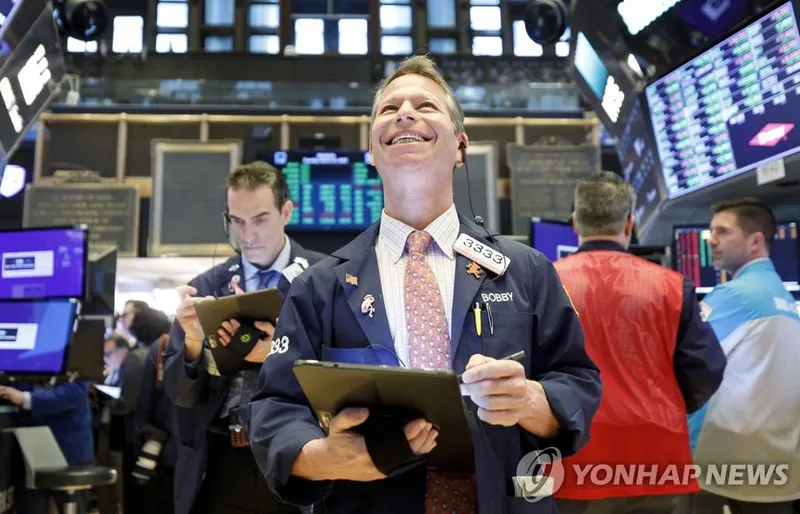 뉴욕증시, EU 50% 관세 유예에 다우 0.94%↑…S&P·나스닥 1%대 상승