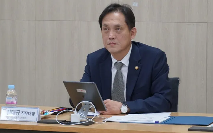 방송통신위원회 지도부 공백 위기