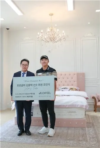 “후원 계약 체결”…김홍택, 렉스필 침대와 손잡고→경기력·회복 기대 / 연합뉴스