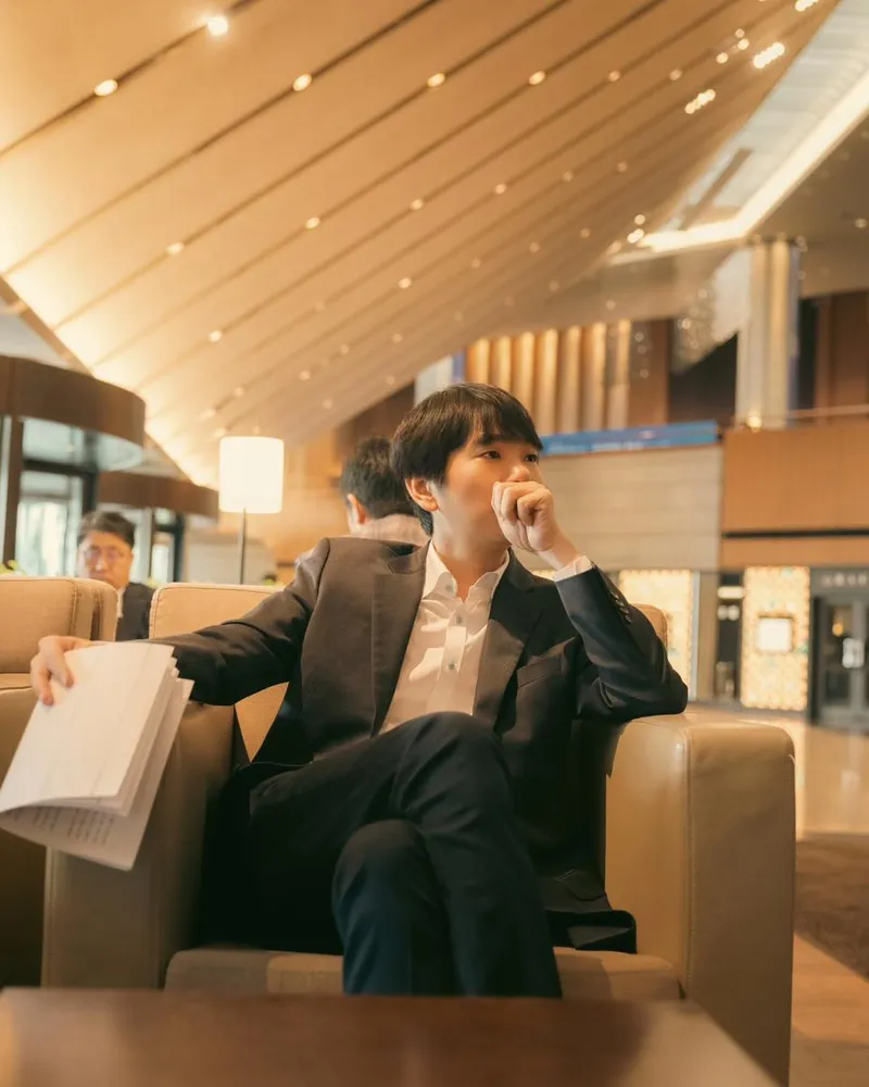 “2025”…이세돌, 깊은 고요 속에 앉은 바둑의 시간 / 데블스 플랜 데스룸 출연자 바둑기사 이세돌 인스타그램