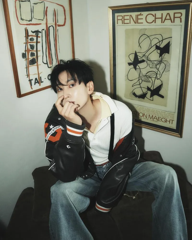 “서늘한 눈빛, 낯선 여운”…은혁, 늦봄의 밤→도발적 무드 완성 / 그룹 슈퍼주니어 은혁 인스타그램