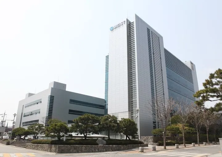 동아에스티 신약 혁신…메타비아·앱티스·에코윈 협력 시너지→글로벌 성장 전략 주목