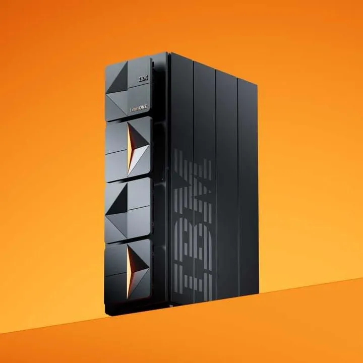 IBM 리눅스원 5·텔럼II…엔터프라이즈 AI 도입 가속→보안·비용 혁신 모색