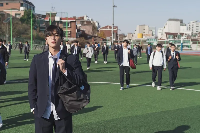 “강윤기”…김도완, 흐드러진 교정→잊을 수 없는 청춘의 순간 / 배우 김도완 인스타그램