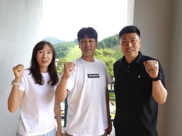 “5년 만의 친정 복귀”…김영래, 도로공사 수석코치 선임→여자배구 우승 도전 / 연합뉴스