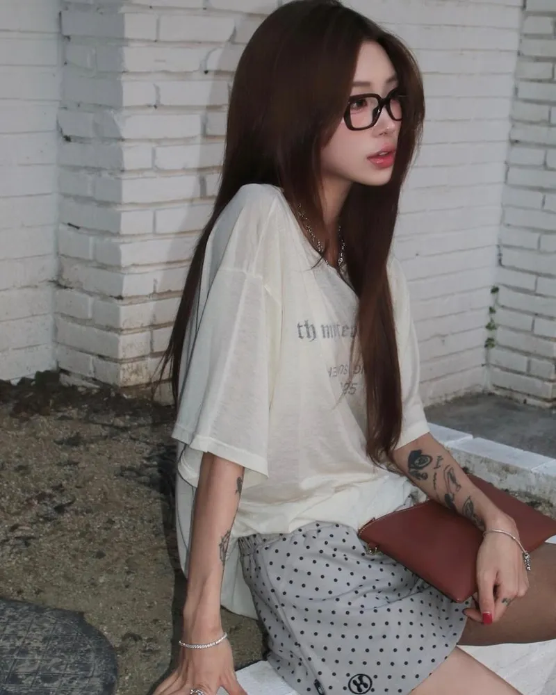 “포근함과 도트로 물든 저녁”…최준희, 감각적 안정→초여름 공기 속 휴식 / 모델 최준희 인스타그램