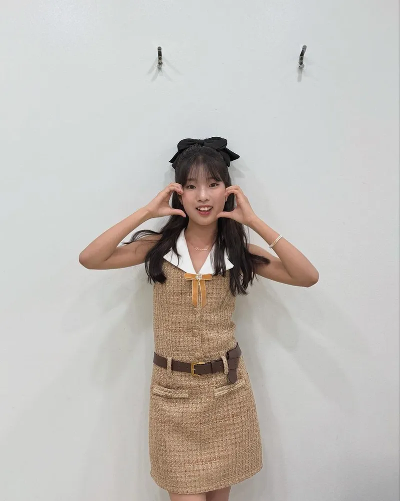 “꼬집힌 풋사랑 무대”…빈예서, 초여름 소녀→따스한 긍정 에너지 / 가수 빈예서 인스타그램