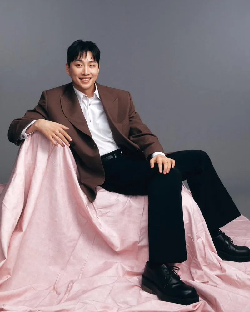 “2025년의 half time”…박위, 여운의 미소→성숙한 변주 / 유튜버 박위 인스타그램