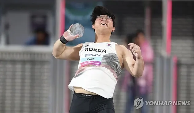 “성인무대 첫 도전”…박시훈, 아시아육상 포환 12위→경쟁 속 성장 다짐 / 연합뉴스
