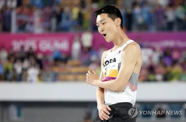 “3회 우승 새 역사”…우상혁, 아시아선수권 제패→유럽 무대 도전 / 연합뉴스