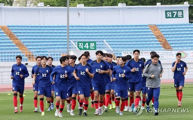 “우크라이나와 6년 만의 재회”…한국 U-20, 월드컵 B조→16강 혈전 예고 / 연합뉴스