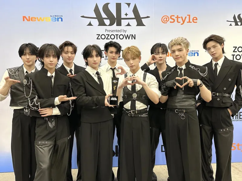 “보름달 아래 빛난 순간”…&TEAM, ‘ASEA 2025’ 본상 영광→10월 앙코르 공연 예고