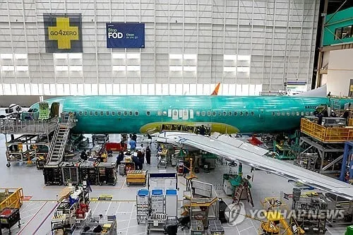 ‘보잉’ 중국 항공기 납품 한 달 만에 재개…737 맥스 생산 확대도 검토