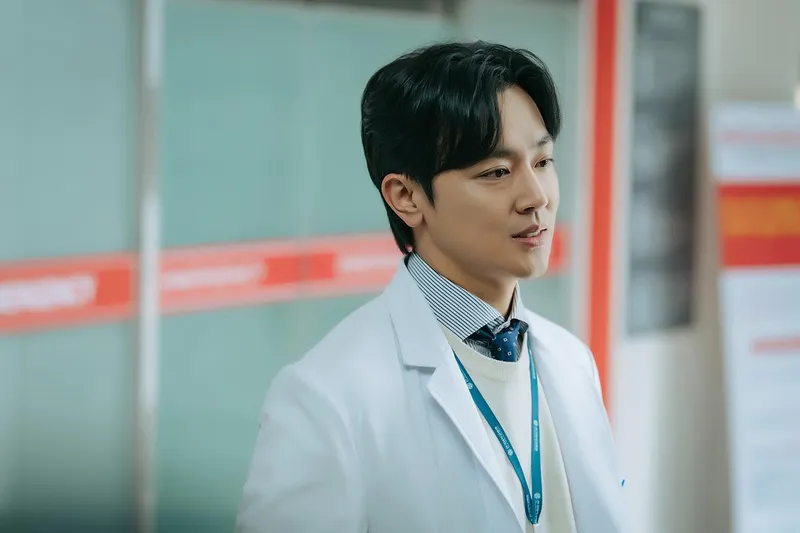 “악역의 그림자 지우고”…장재호, ‘우리영화’서 따뜻한 의사→진심 케미 기대 / SBS
