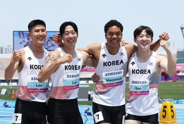 “예선 1위 질주”…한국 남자 400m 계주, 아시아선수권 결선행→첫 금메달 도전 / 연합뉴스