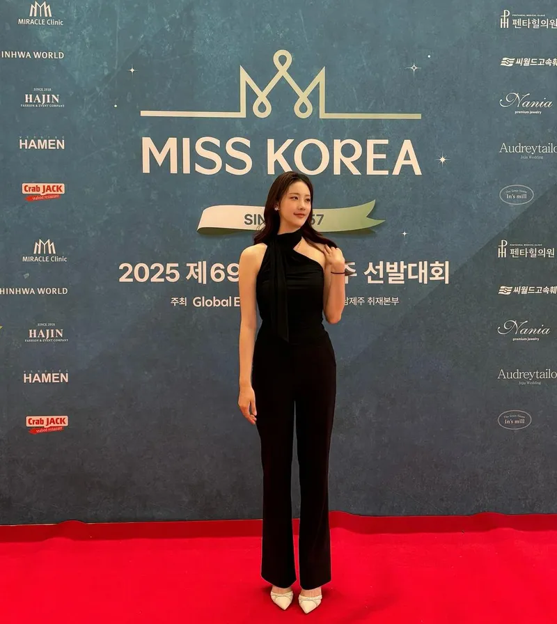“조용한 자신감이 드러났다”…이재원, 붉은 카펫 위 우아함→미의 전율 / 미스코리아 이재원 인스타그램