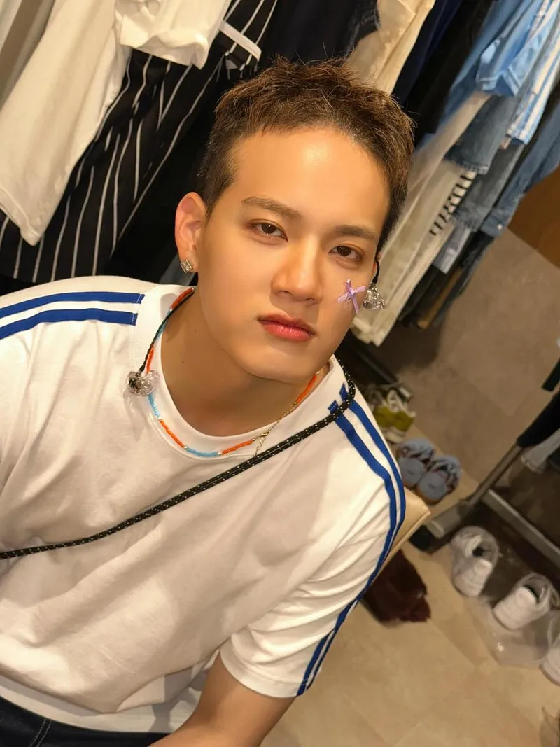 “3,2,1 시작의 설렘”…프니엘, 여행의 두근거림→도쿄와 오사카에서 전한 표정 / 그룹 비투비 프니엘 신동근 인스타그램
